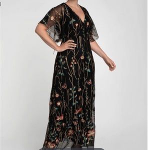 Kiyonna Embroidered Elegance Black Gown. Size 5, Never Worn, New With Tags.